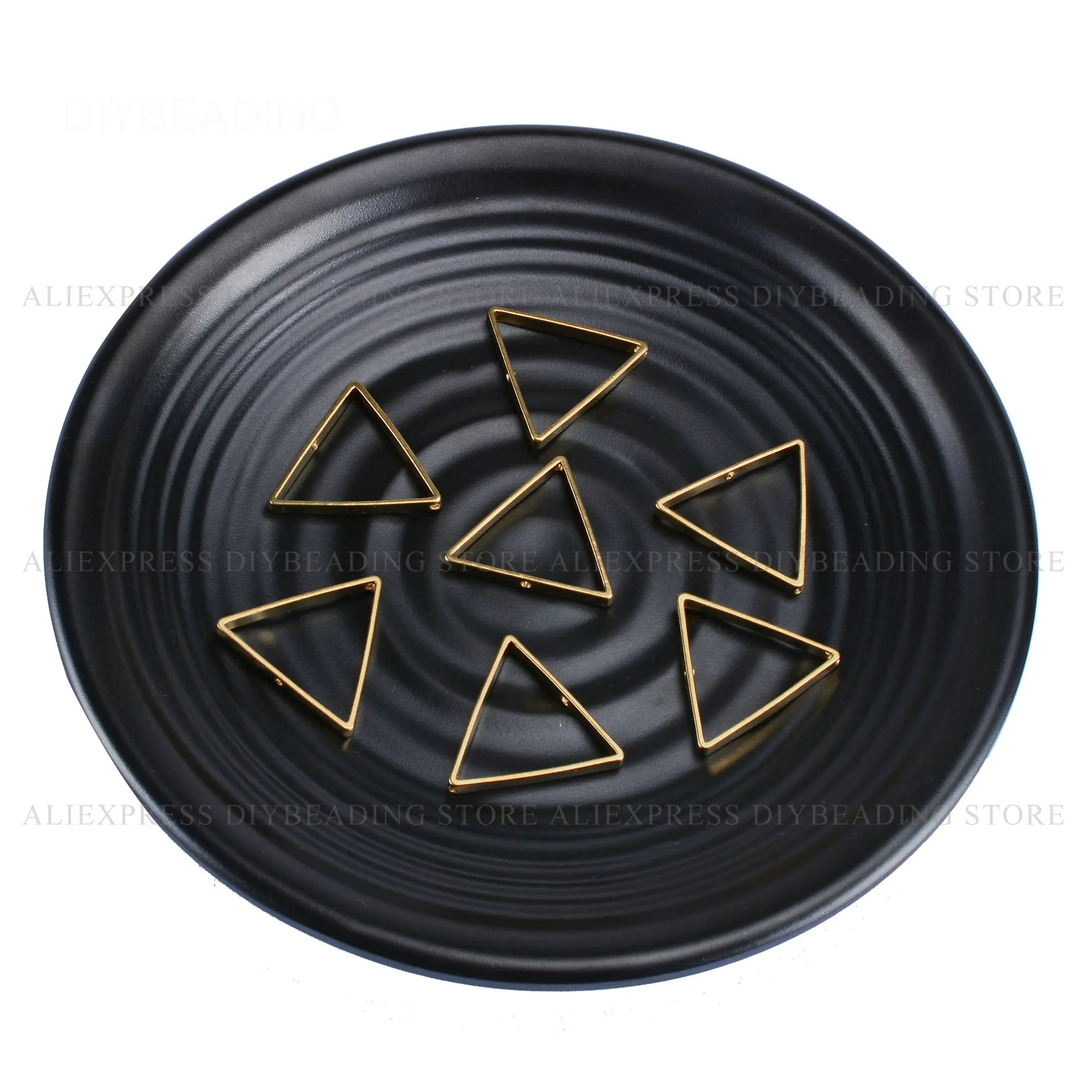 

10-500 Pc Triangle Charms Bead Frame for Jewelry Making 27mm Raw Brass Hollow Geometric Link Connector Finding Wholesale(2 Hole)