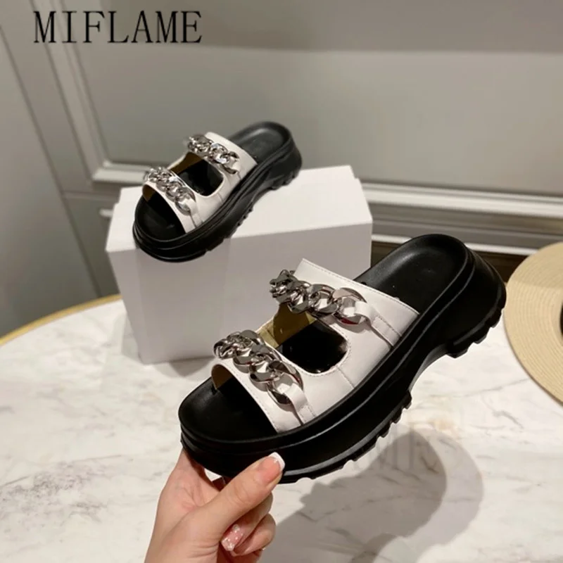 

New Fashion Women Platform Slippers Summer Genuine Leather Chain Decoration Gladiator Shoes Casual Outdoor Design Slippers Ladie