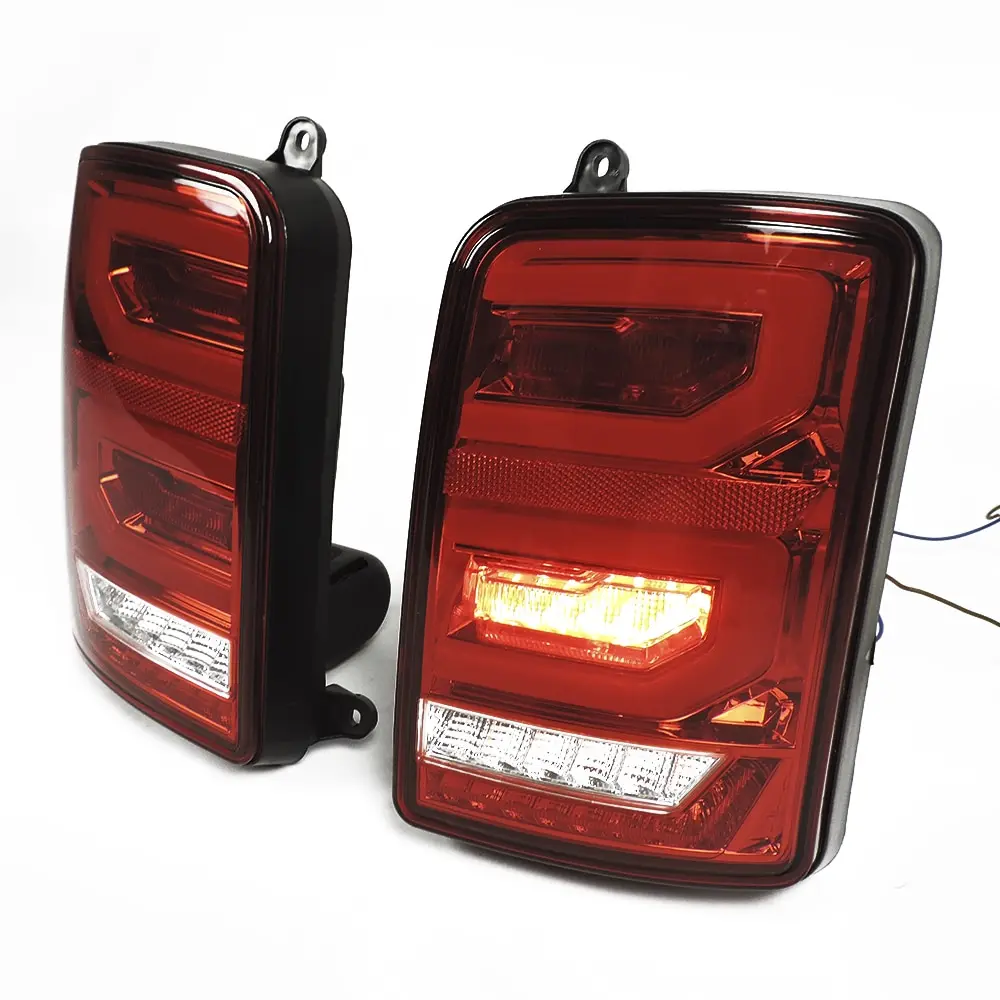 Фонари задние светодиодные (LED) в стиле Range Rover красные для Лада Нива 4x4 (2121 21213 21214 2131