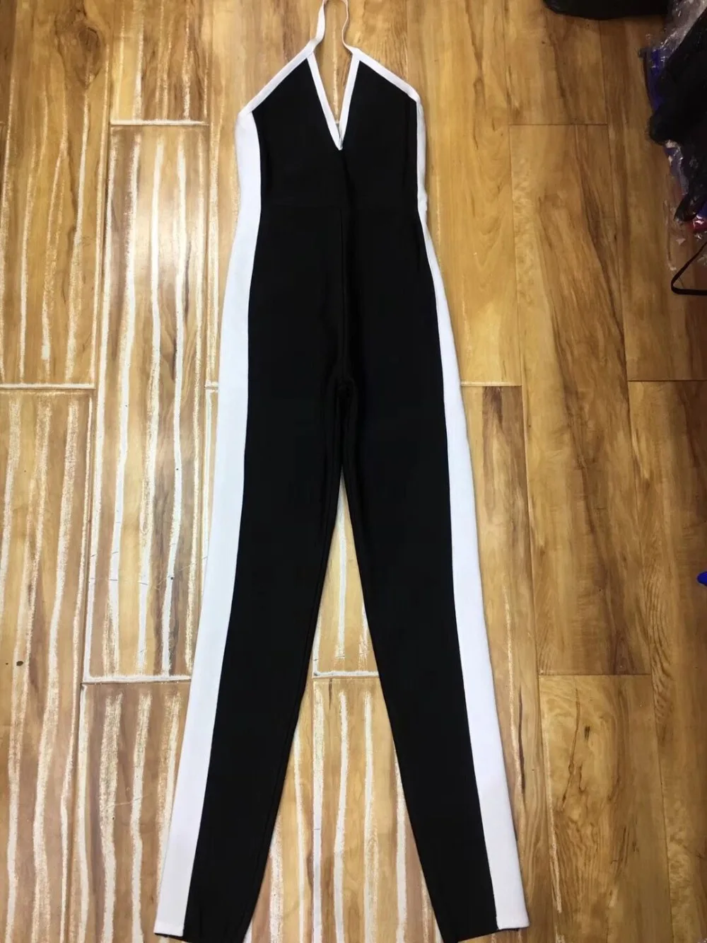 

Top Quality Sexy Halter Backless Black White Patchwork Bandage Jumpsuit 2020 Celebrity Designer Fashion High Street Rompers