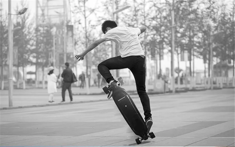 Электрический скутер Daibot скейтборд четыре колеса электрические скутеры для