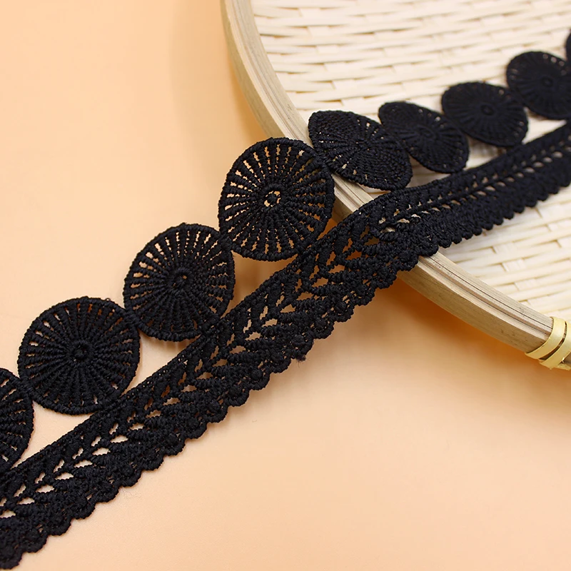 Черный/кремово-белый молочный Шелковый с кисточками Круг вышитые кружевной