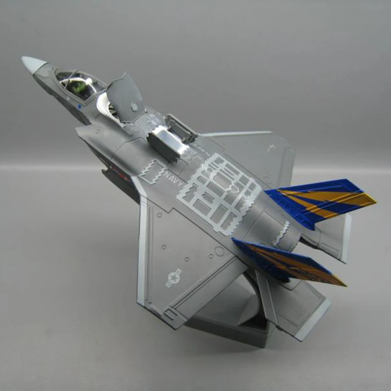 Военная модель игрушки F14 Tomcat 1/100/B AJ200 боевик США военно морской флот литой