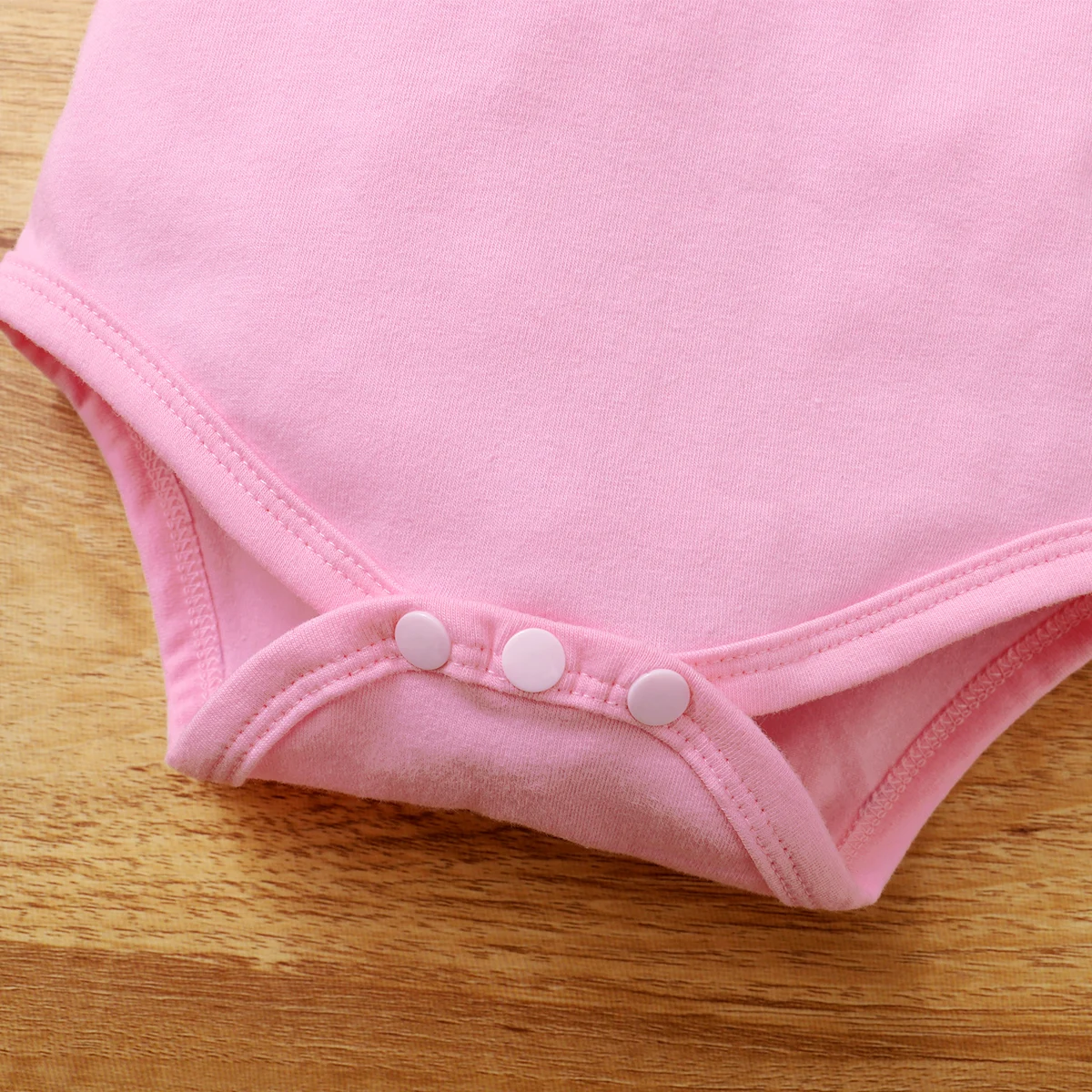 

Baby's Three Piece Set, Infant's Solid Color Flying Sleeve Romper Rainbow Print Shorts Hair Band for Newborn