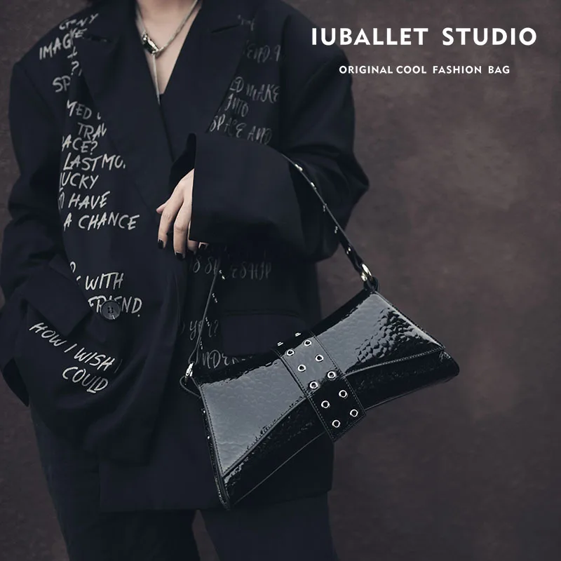 

2021 brand new high-quality design underarm shoulder bag leather handbags fashion high-end sense of hourglass bag handbag