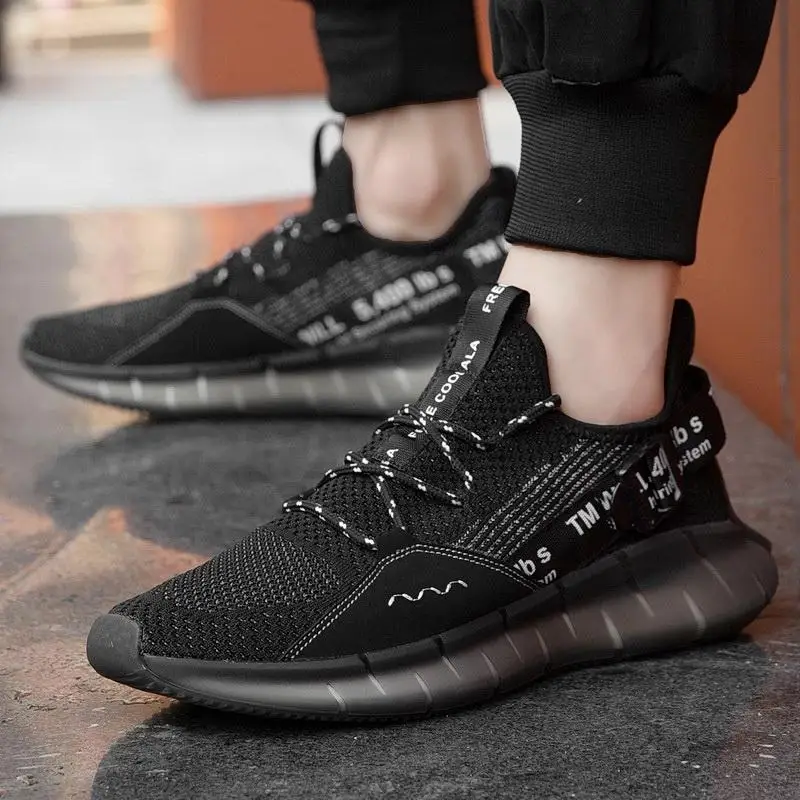 

2021 New Mesh Running Shoes for Men Breathable Flying Weave Sneakers Men LightWeight Comfortable Trainers Shoes Cushioning Shoes