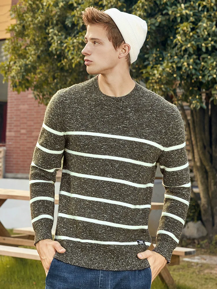 

Sweater men 2019 winter new flower yarn contrast color striped sweater youth Korean trend inside knit clothes
