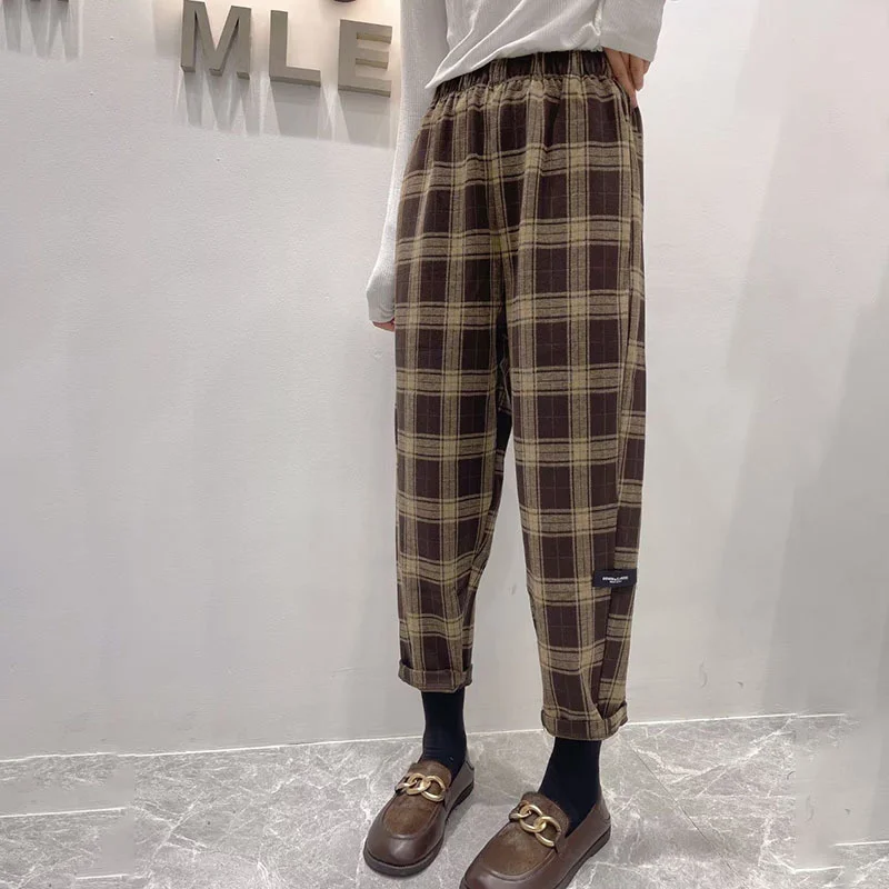 Женские осенние брюки в клетку | Женская одежда