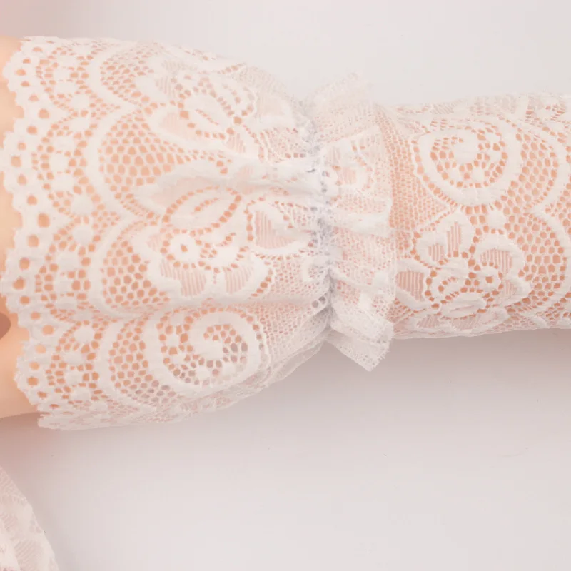 

2Pcs/Pair Women Girls Fake Flare Sleeve Floral Lace Pleated Ruched False Cuffs Sweater Wrist Warmers Lace Wrist Cuffs decoration