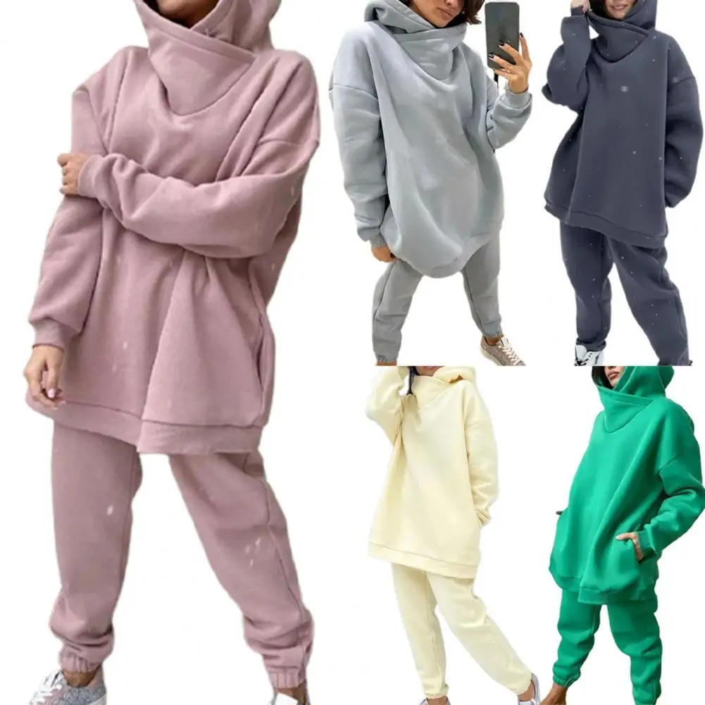 

Комплект женский однотонный из толстовки и брюк, свободного покроя