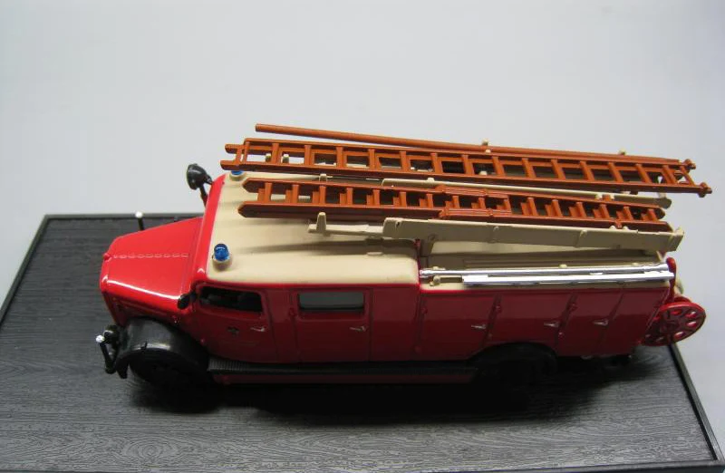 Специальное предложение 1:64 Германия 1941 коллекция классического искусственного