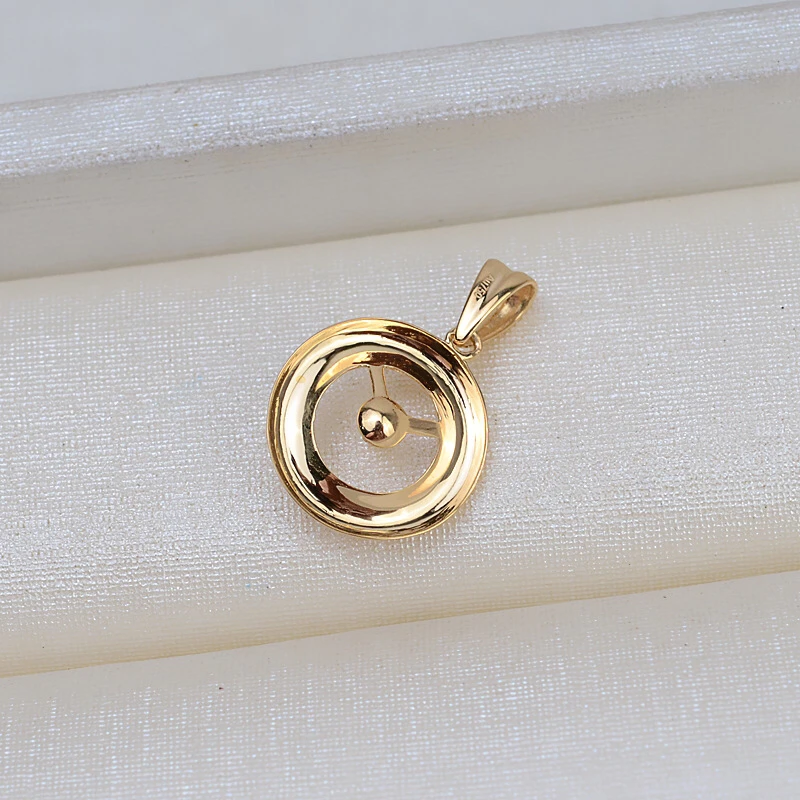 Рисунок 4 - Подвеска из 18-каратного желтого золота