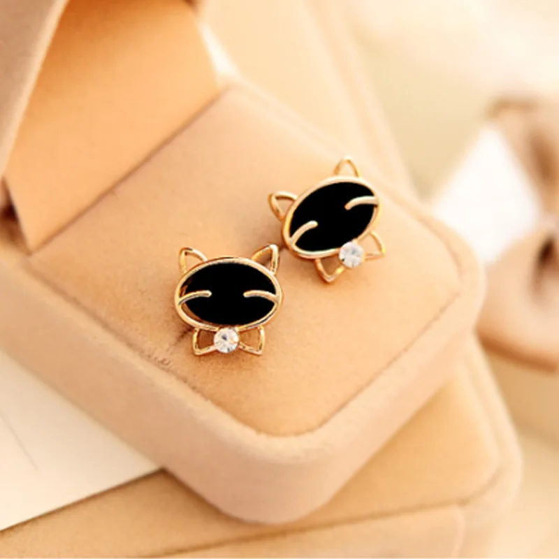 2020 Распродажа Высокой Моды Серьги Аретес Shun Ming Ювелирные Изделия Милые Улыбающиеся Коты Серьги Высокого Класса Изысканные Кошачьи Заклепки.
