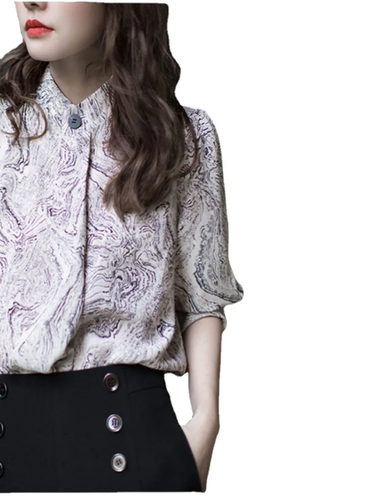 

2021 spring and summer new high-end retro Hong Kong-style short-sleeved floral shirt design niche French top women