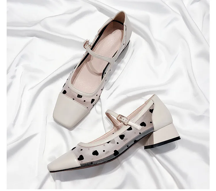 

2020 Spring brand new heart-shape Mary Janes shoes Fashion women's seet Hollow-out high heeld shoes BY792