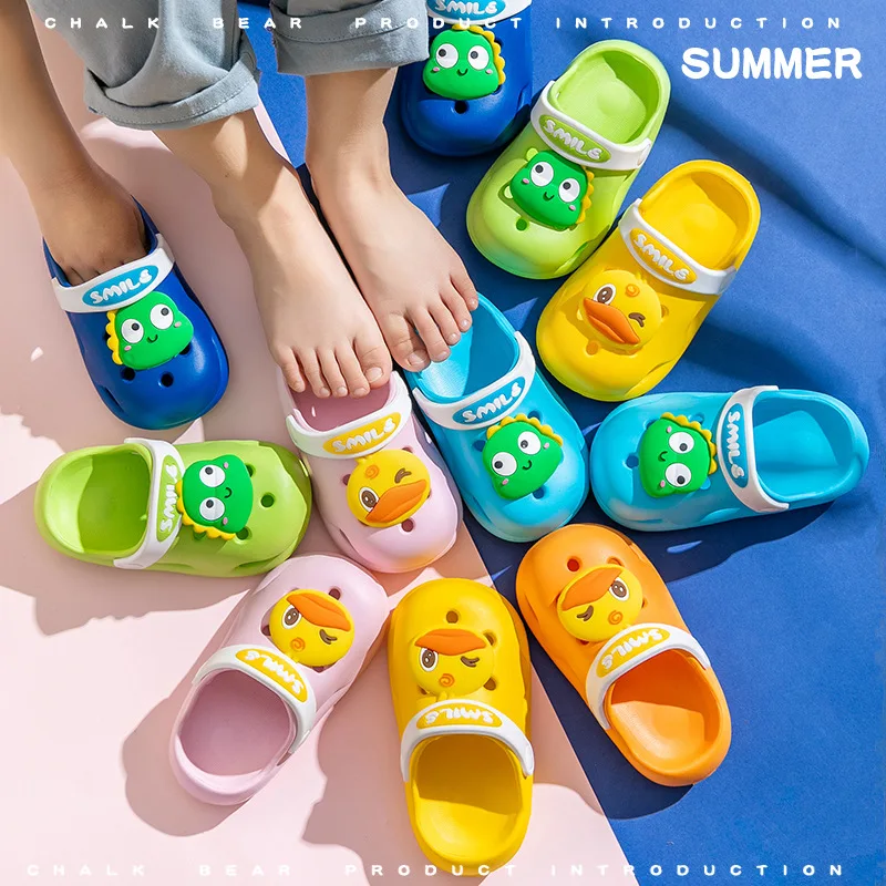 

Новые детские резиновые ботинки с милым мультяшным рисунком, корейские ботинки для дождя для мальчиков и девочек, всесезонные Нескользящие...
