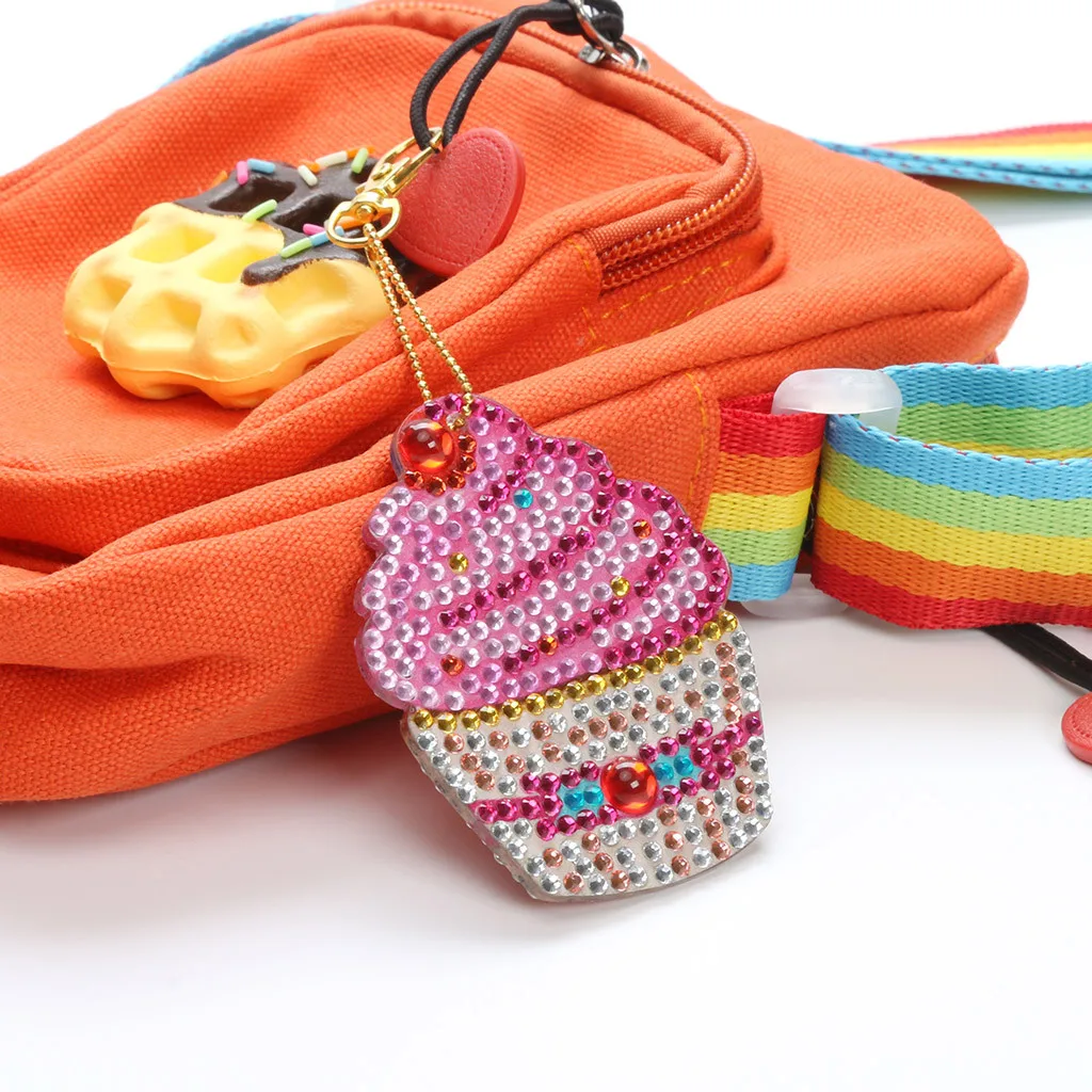 

5PCS Cartoon Ice-Cream DIY Diamond Painting Keychains Full Drill Special Shaped Diamond Keychains for Women Kids Craft Gifts