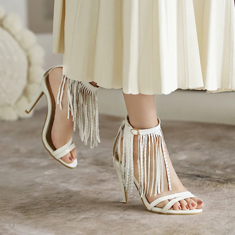 

2021 New Arrivals Fashion Fringe Sandals Women Buckle Strap Crystal High Heels Sandals Female Casual Women's Spring Shoes