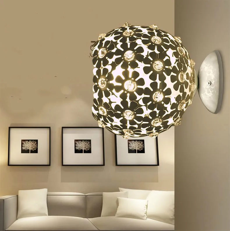 Средиземноморский алюминиевый настенный светильник с цветком для гостиной