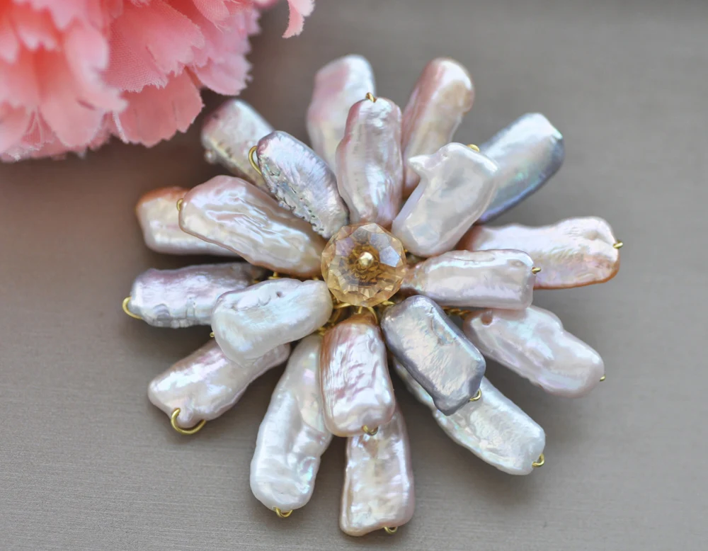 Брошь ручной работы Z9983 65 мм белая розовая серая жемчужная | Украшения и