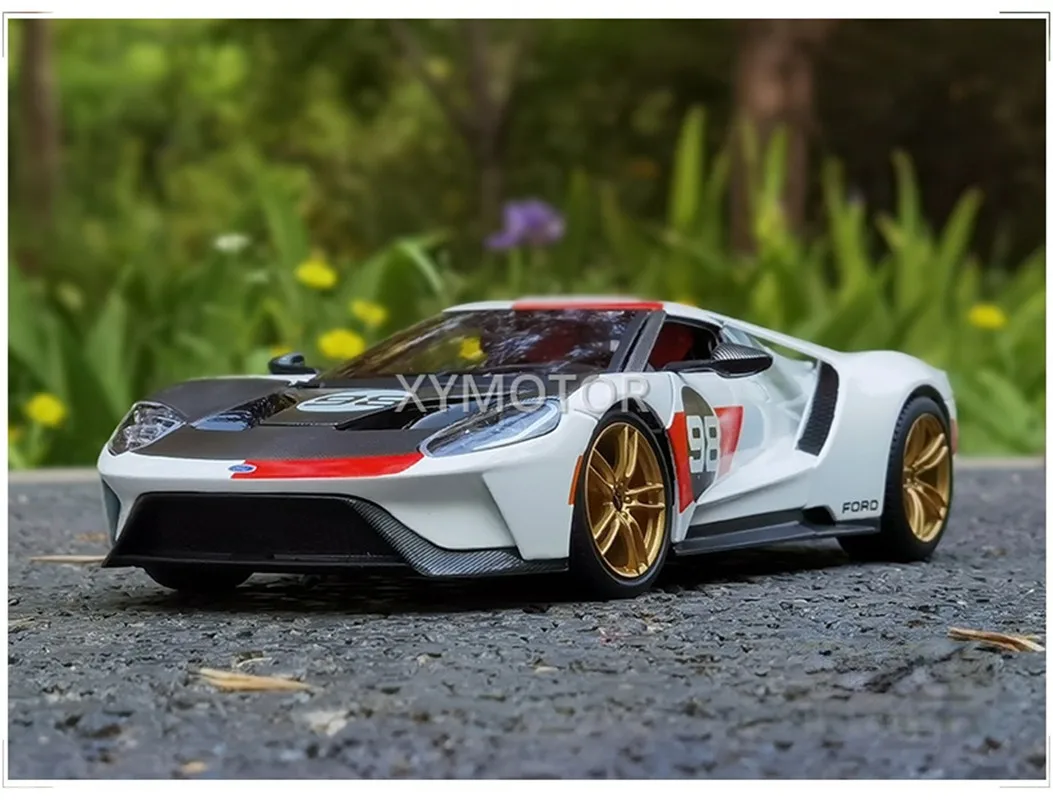 

New Maisto 1:18 2021 For Ford GT 2021 98# racing Car Diecast Model Car Kids Toys Gifts Collection Display ornaments White