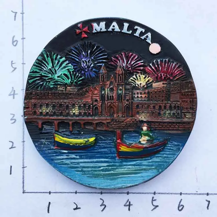 Магнит на холодильник Malta сувенир расписанный вручную дом конфет Мальтийский
