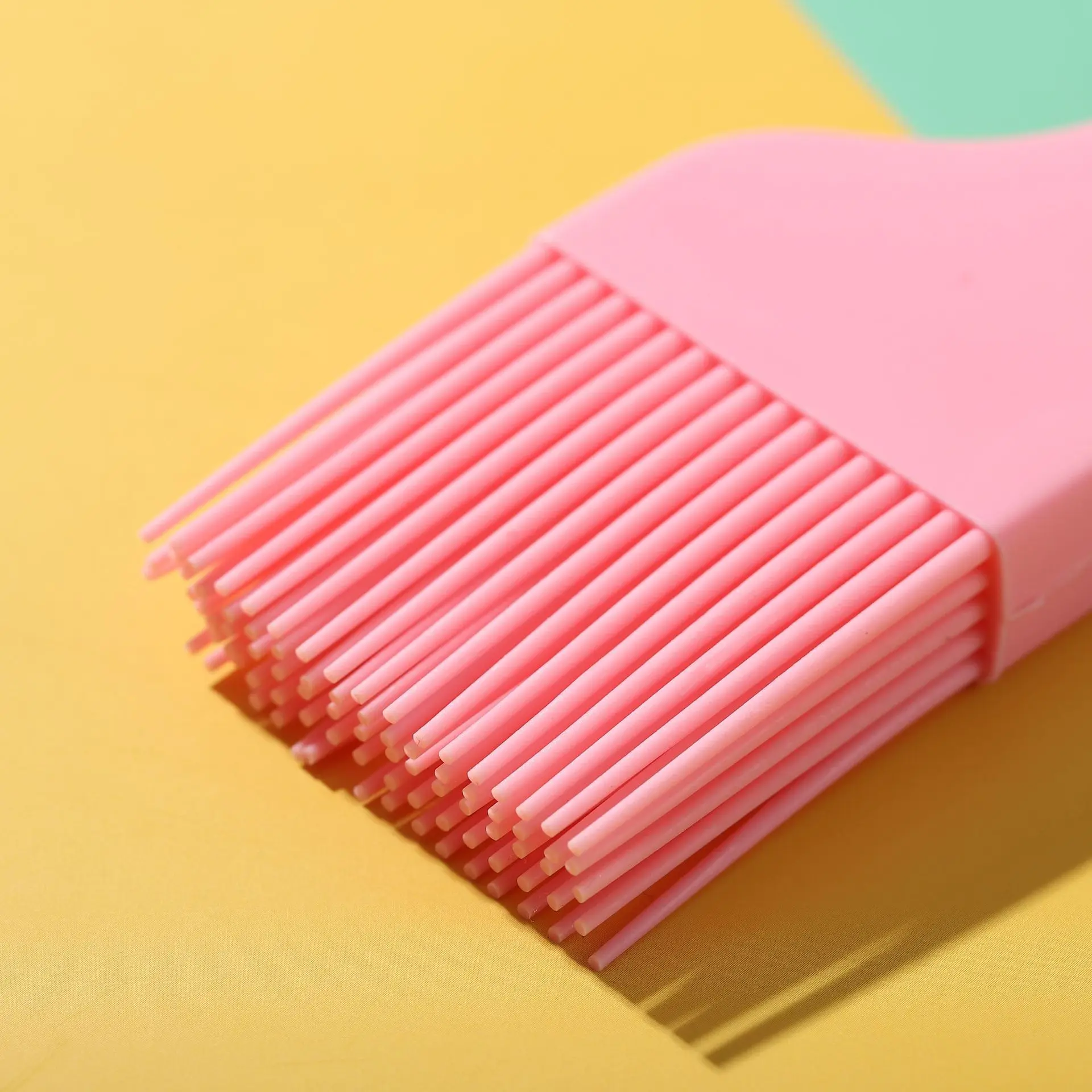 

Home Large Silicone Oil Brush Kitchen Edible Pancake Brush Oil Hair Brush Household High Temperature Baking Tool Barbecue ZD