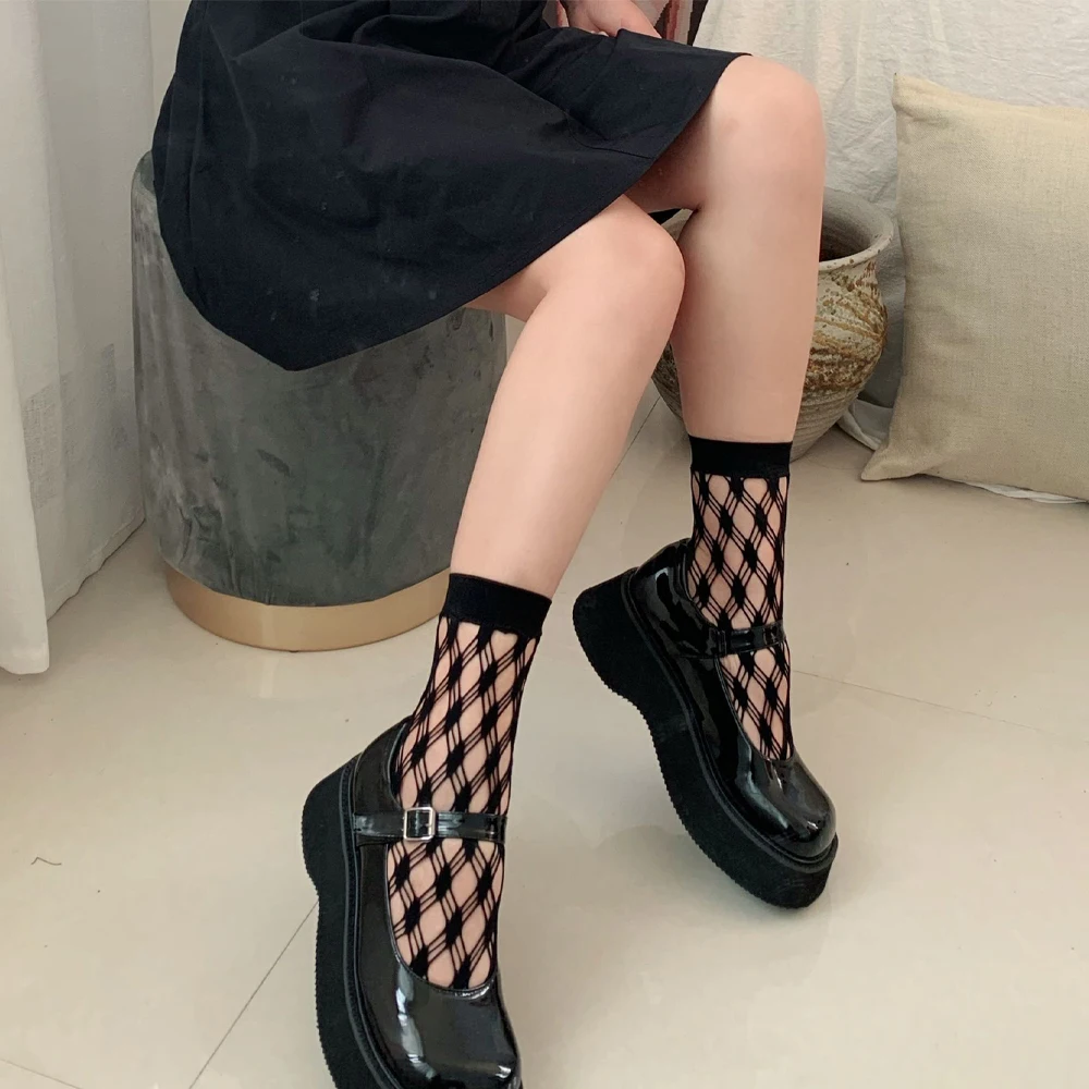 

Милые сетчатые прозрачные ажурные носки для девочек в стиле "Лолита", кружевные носки, короткие Чулочные изделия в клетку