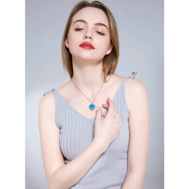Классическое ожерелье Love Forever с кулоном в виде синего сердца из Титаника