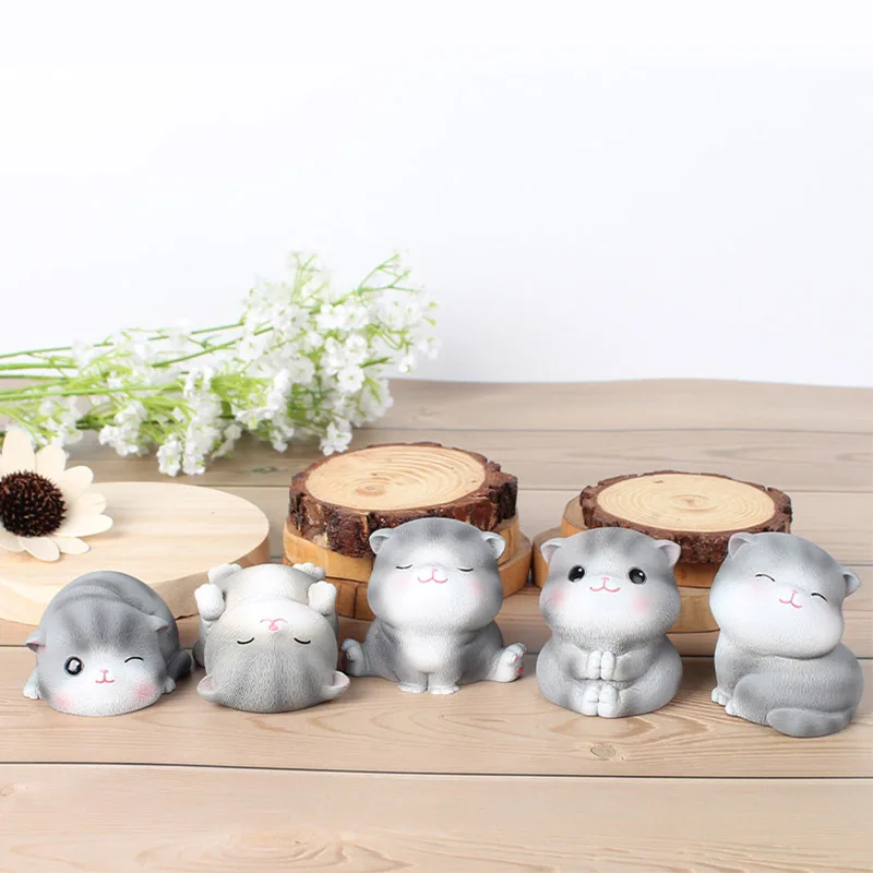 

Little Gray Cat Car Ornament Kawaii Animal Car Dashboard Decoration Car Accessories for Girls Birthday Gifts Home Office Decor