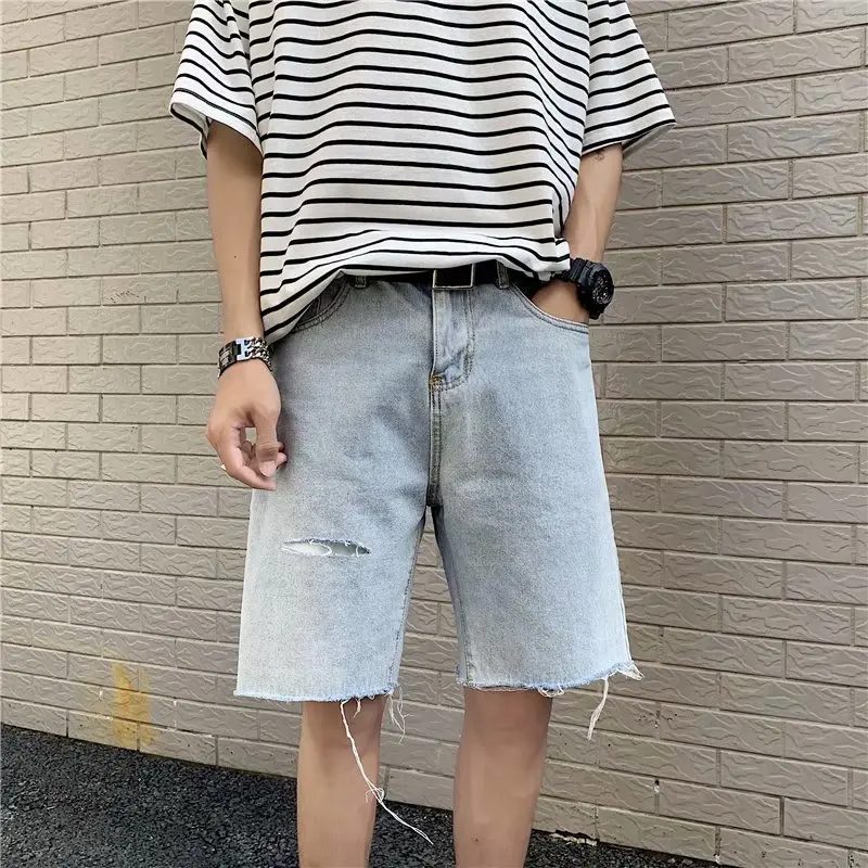 

Denim shorts straight loose loose hole five-point pants Korean version of the trend of ins Hong Kong fashion brand raw-edge pant