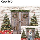 Фон для профессиональной фотосъемки с изображением деревянной двери и рождественской елки