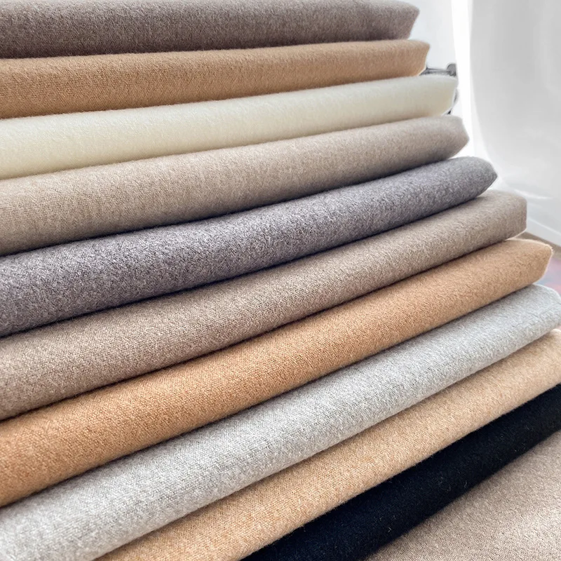 Шарф женский зимний однотонный из искусственного кашемира с облаками надписью