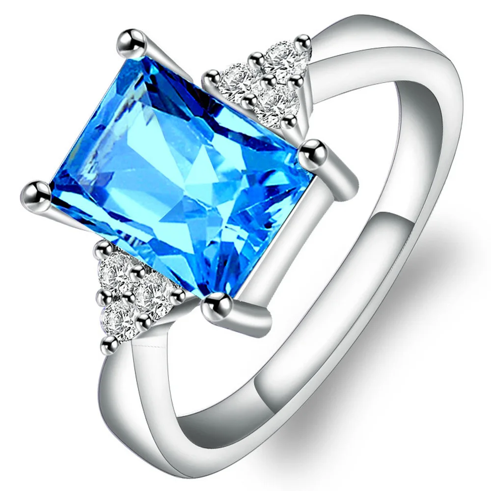 Женское коктейльное кольцо guccy золотистое из фианита с 4 когтями в европейском и