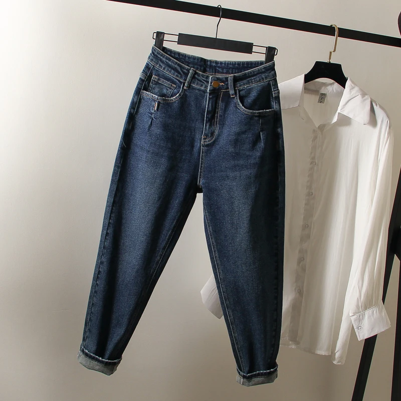 

Джинсовые брюки-багги в стиле оверсайз, с высокой посадкой