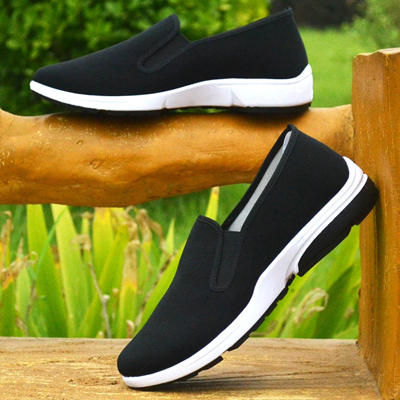 

Casual Shoes Men Shoes 2022 Spring Breathable Loafers Black Chinese Old Beijing Cloth Shoes Male Driver Shoes Flats