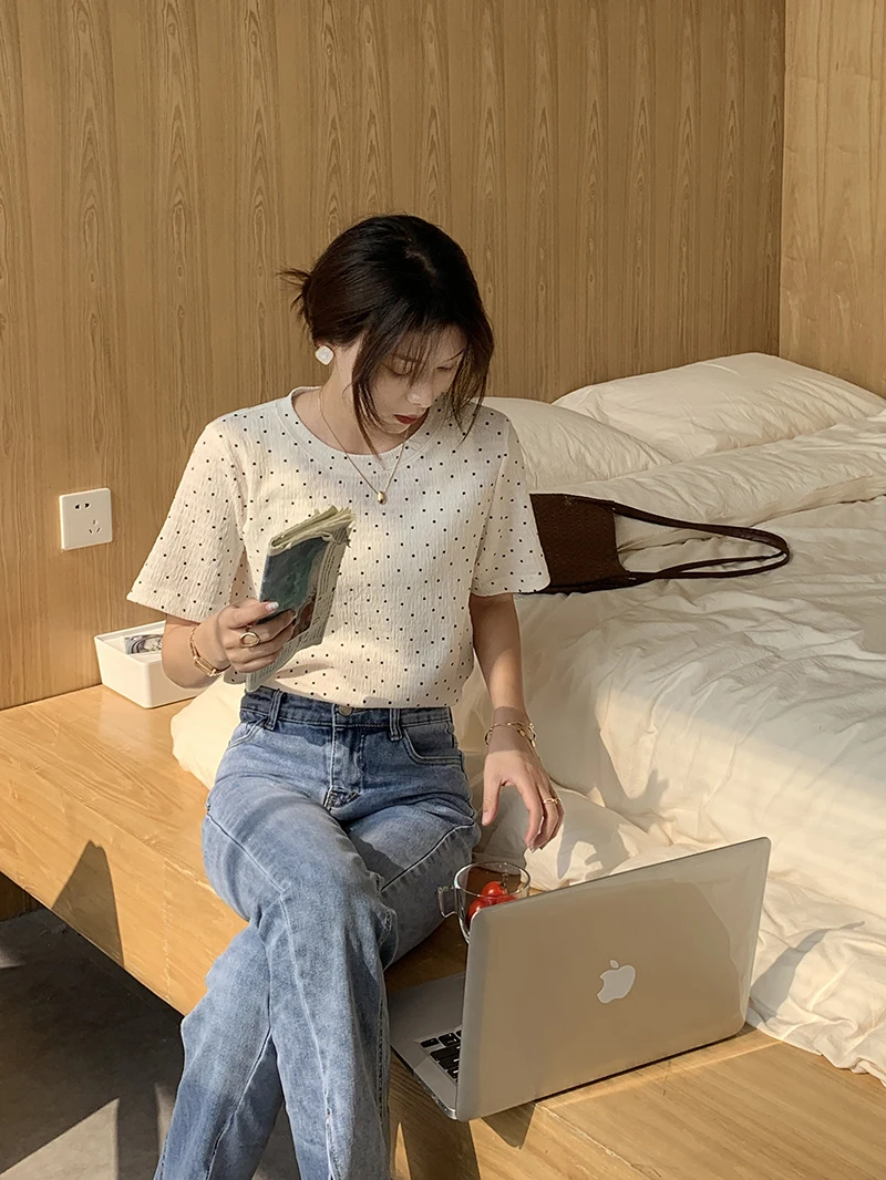 Женские винтажные повседневные футболки в горошек с круглым вырезом Модные