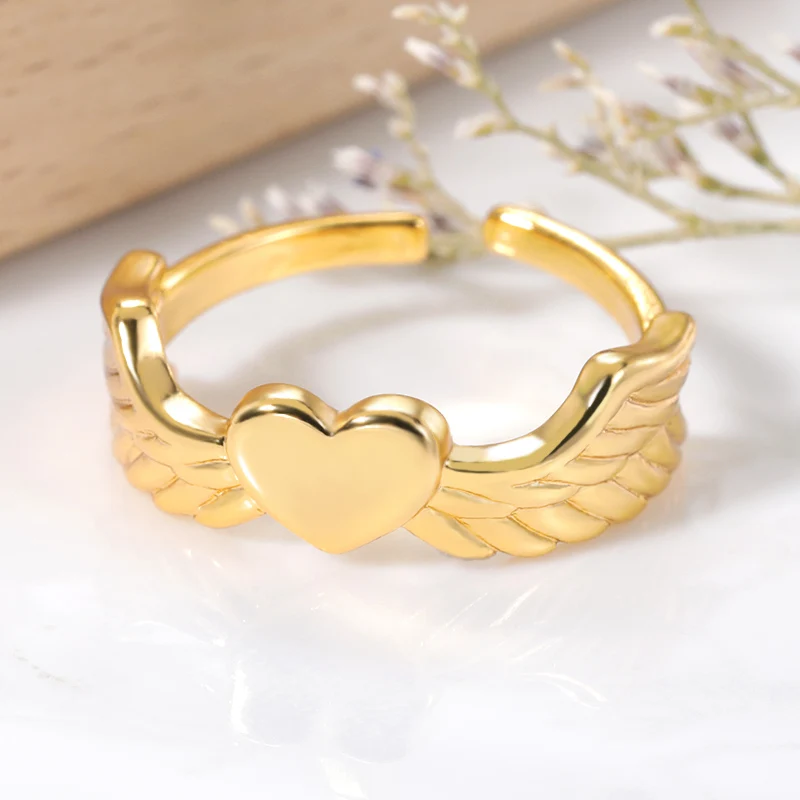 

Punk Angel Wing Heart Shaped Wedding Rings for Woman Female Ring Aesthetic Sccessories Statement Engagement Party Jewelry
