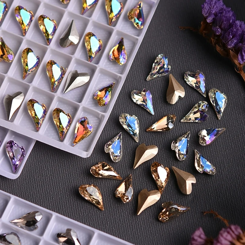 Стразы с длинным кривым сердцем для дизайна ногтей острым дном блестящие