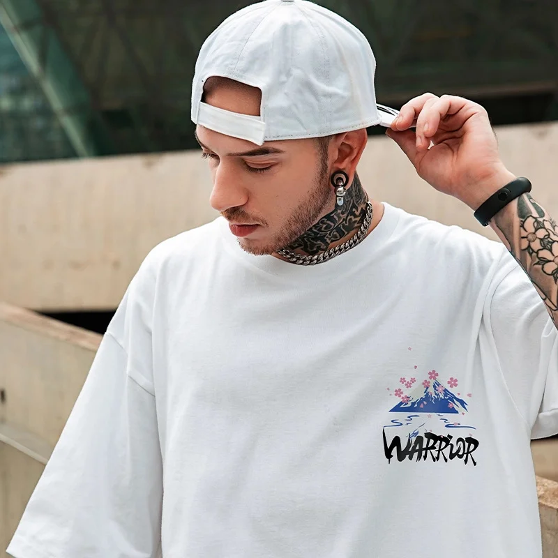 Японская брендовая футболка оверсайз с изображением радужного медведя коротким