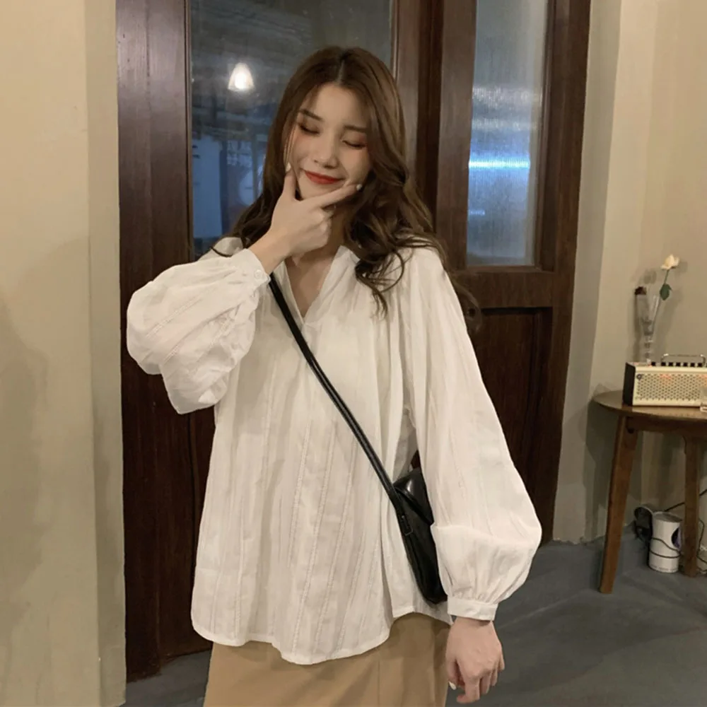 

2021 Korean Fashion Summer New Women's Temperament Solid Color Simplicity V-neck Loose Casual Lantern Sleeve Blouse