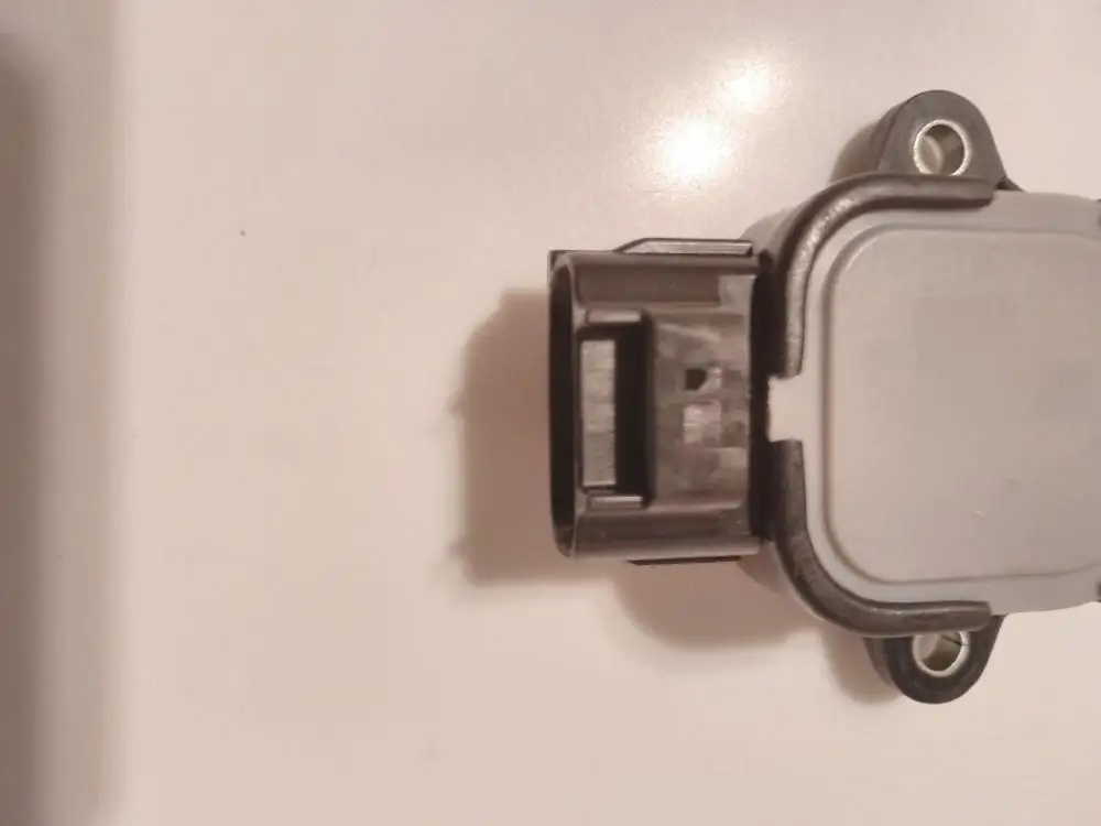 Датчик положения дроссельной заслонки для Mazda OE No.FSN518911 FSN5 18 911 гарантия качества 12