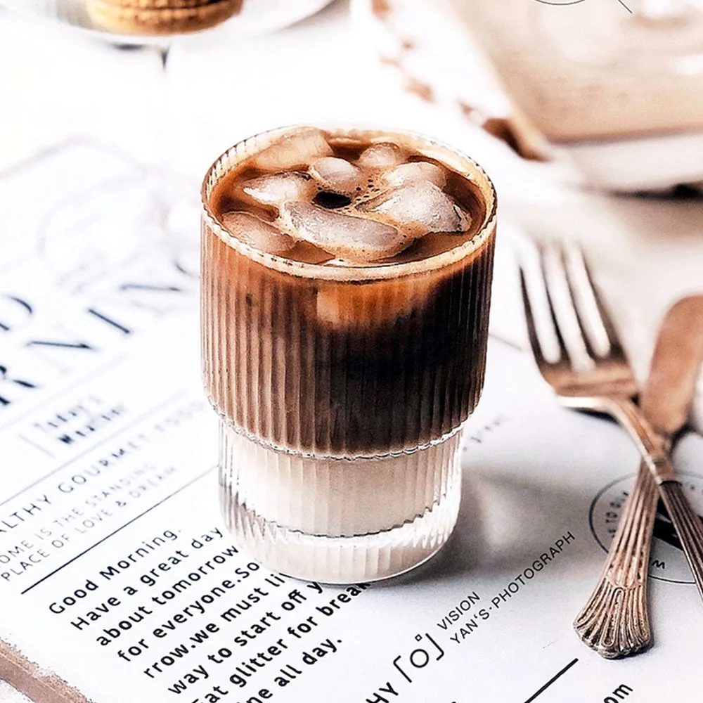 

Nordic Water Bottle Glass Cups Gold Vertical Stripe Glass Creative Fruit Juice Drinking Water Cup Set Milk Bottle Free Shipping