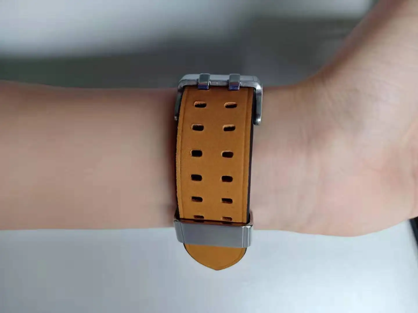 Hot selling leather strap for Apple strap series watch 7 6 / 5 / 3 / 2 / 1 SPORTS BRACELET 44mm 42mm 40mm 38mm strap