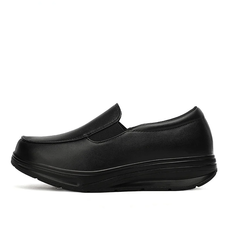 

Женские кожаные туфли на мягкой подошве, с сердечками