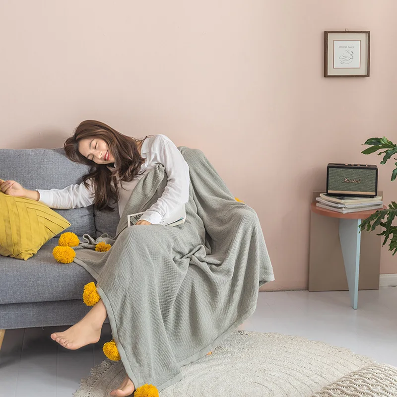 

Delicate Knitted Blankets Soild Color Bump Hairball Sofa Throw Blanket Air Condition Blankets Bed Decorative Comfortable Cape