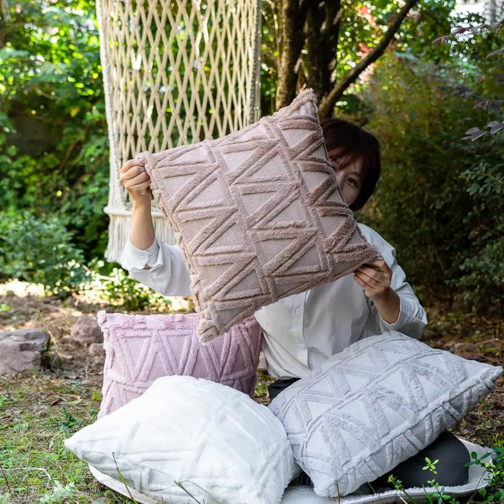 

Наволочка американский Стиль мягкая накладка на заднюю панель из Короткие Плюшевые ботинки Рождественская квадратная Ins Чехлы домашний те...