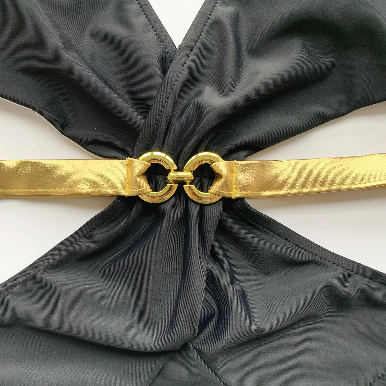 

Storyever Women's Swimwear Summer Sexy Solid Color Leaky Hips One-Piece Swimsuit Bandage Halter Leaky Back Bikini Set