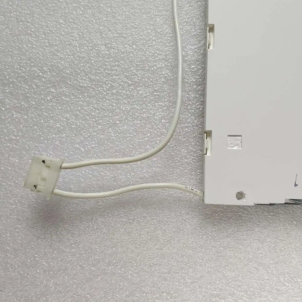 

LM32P07 LCD Displays screen