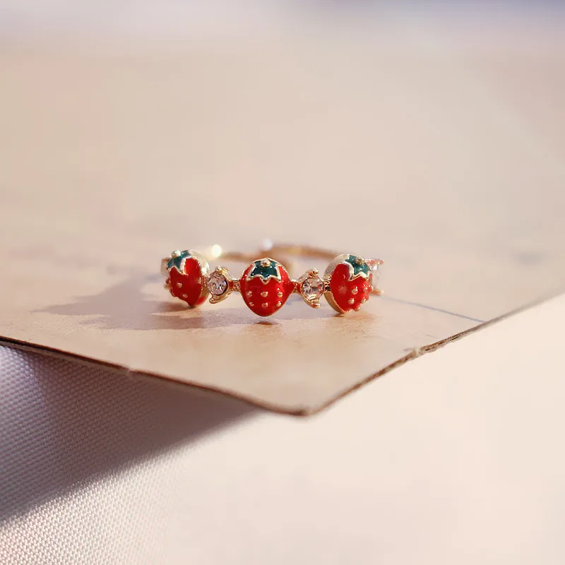 

2021 Rhinestones Sweet Fruit Red Strawberry Open Adjustable Finger Rings For Women Girls Party Gifts hot sale